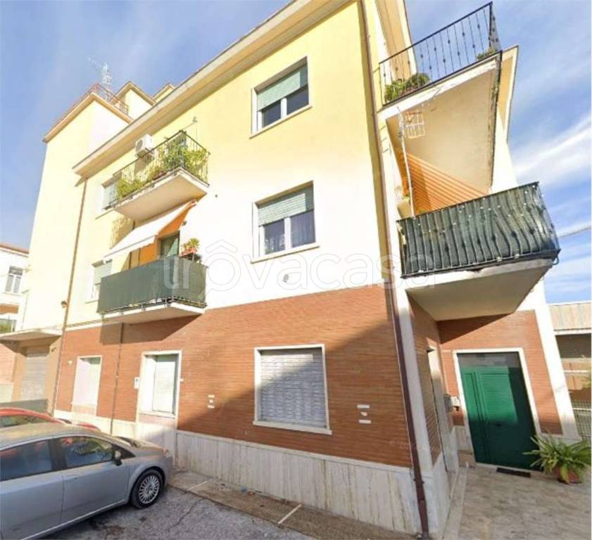 immagine annuncio 2 di 13