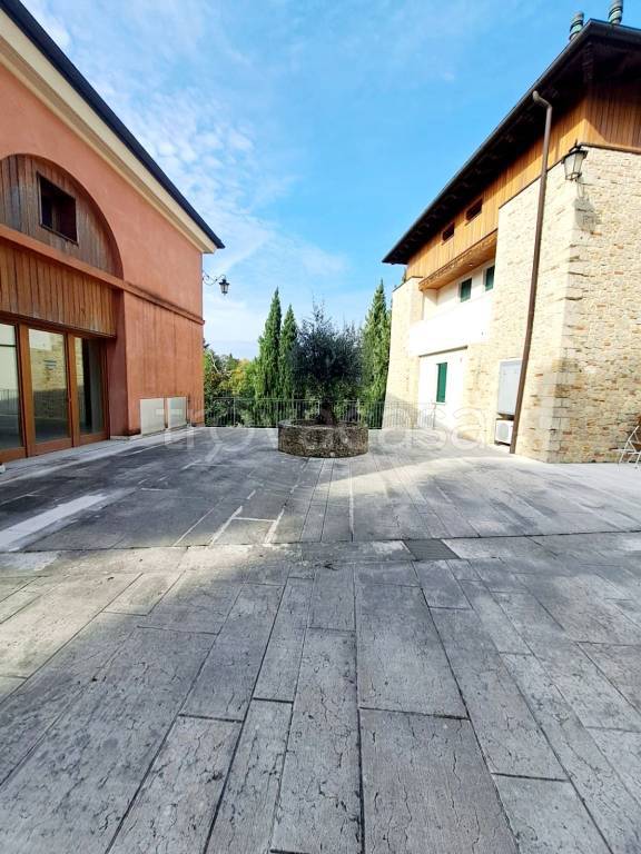 immagine annuncio 11 di 13