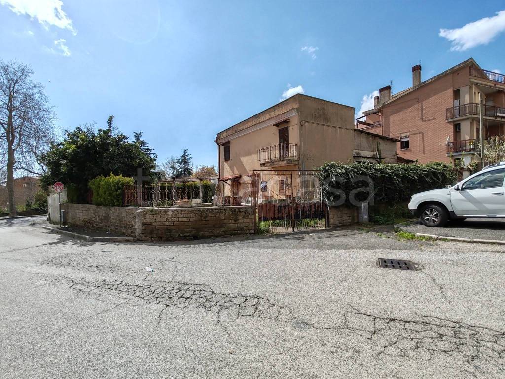 immagine annuncio 2 di 13