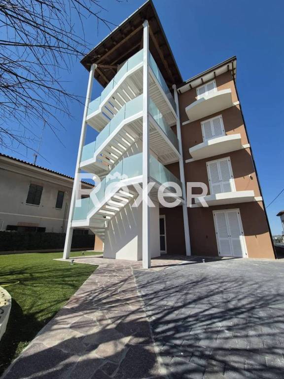 immagine annuncio 2 di 12