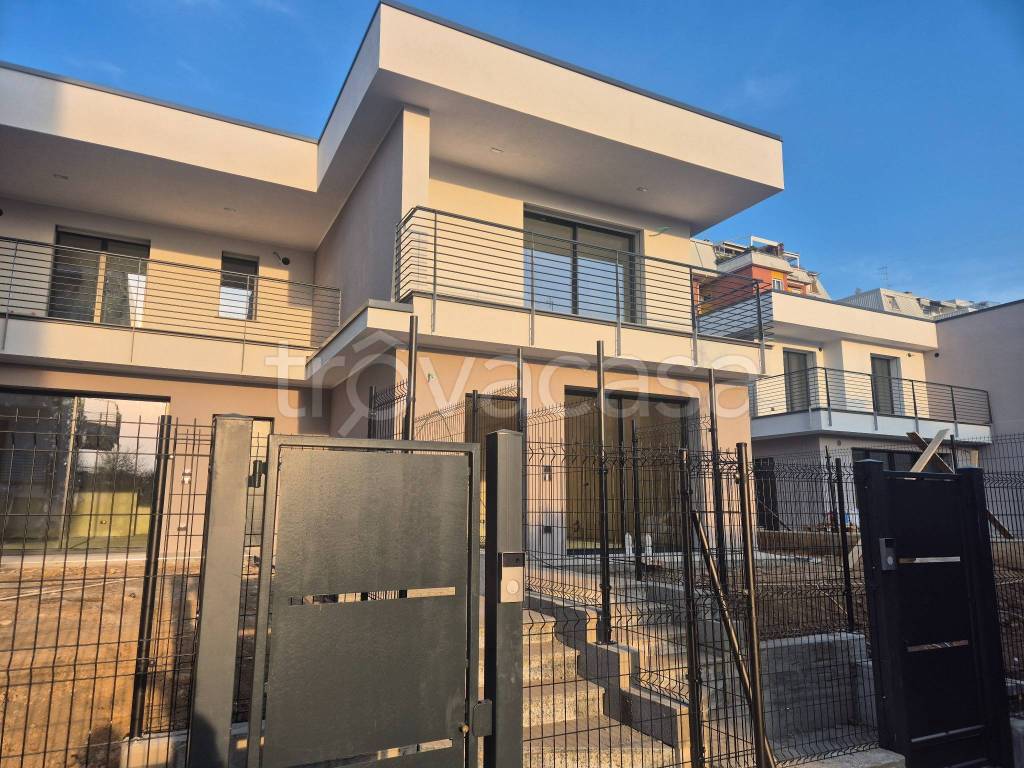 immagine annuncio 2 di 13