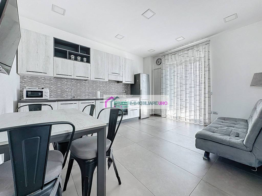 immagine annuncio 1 di 14