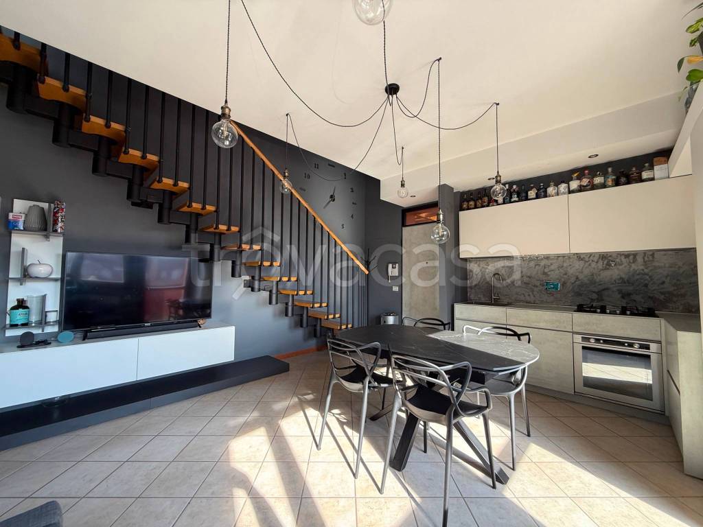 immagine annuncio 2 di 13