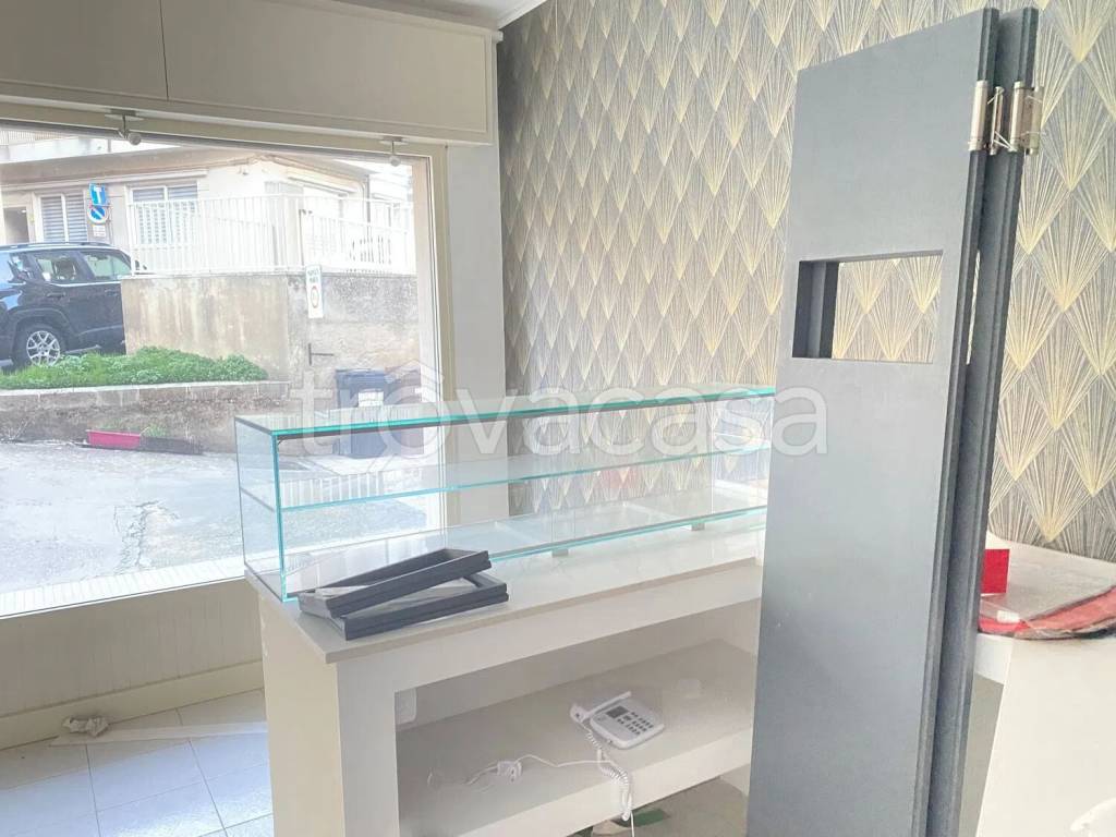 immagine annuncio 2 di 4