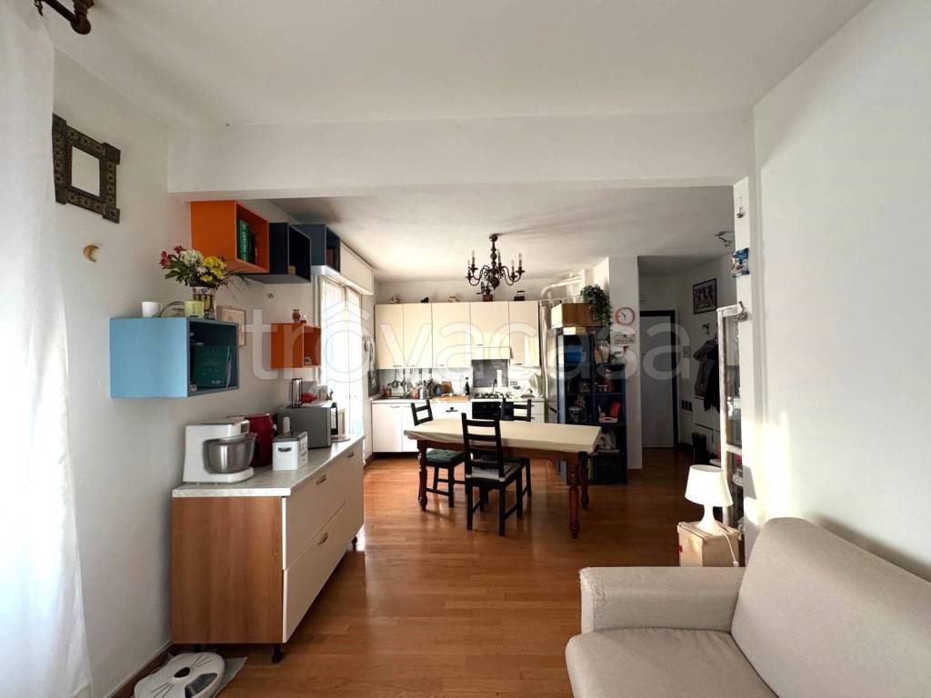 immagine annuncio 1 di 12