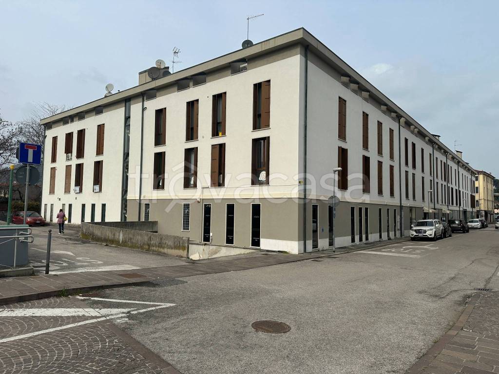 immagine annuncio 1 di 13