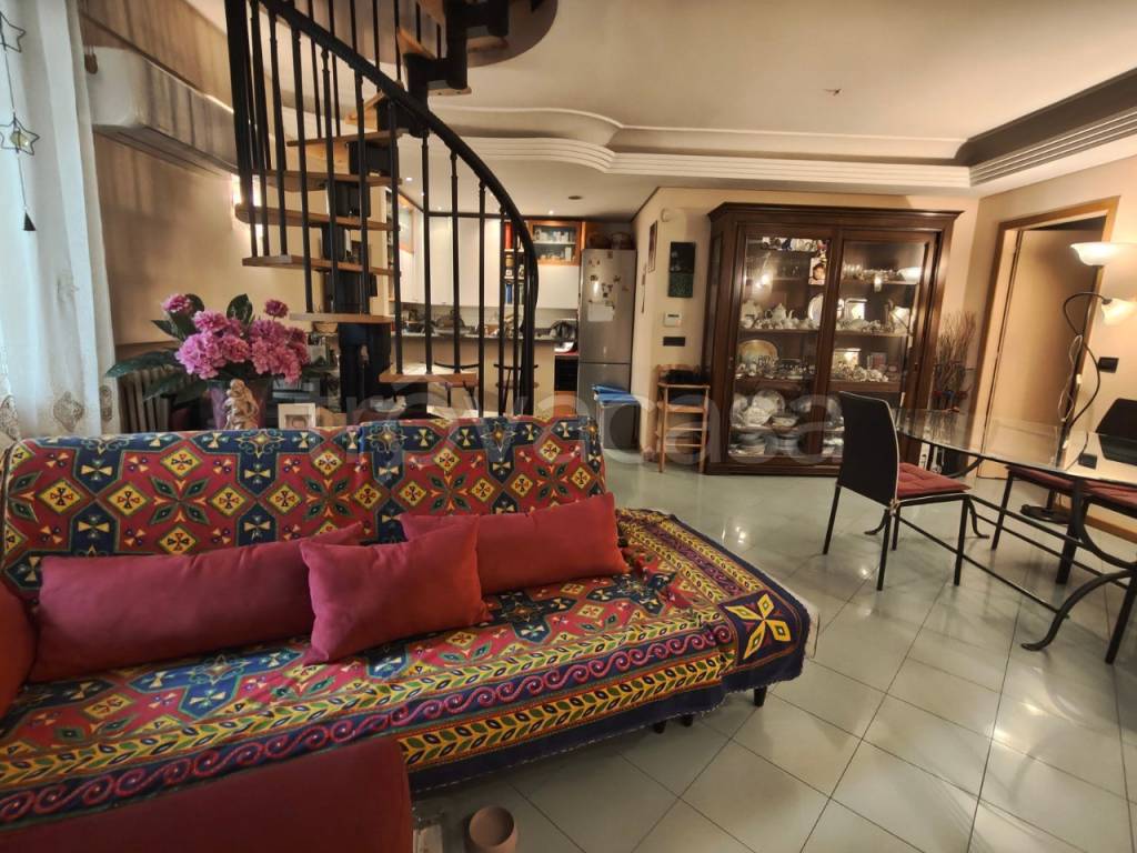 immagine annuncio 1 di 9