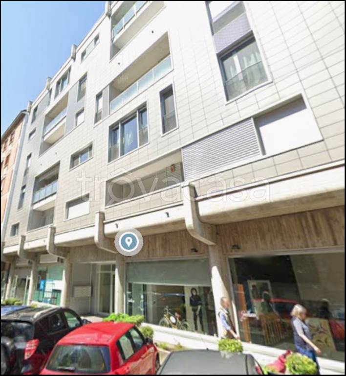 immagine annuncio 2 di 12