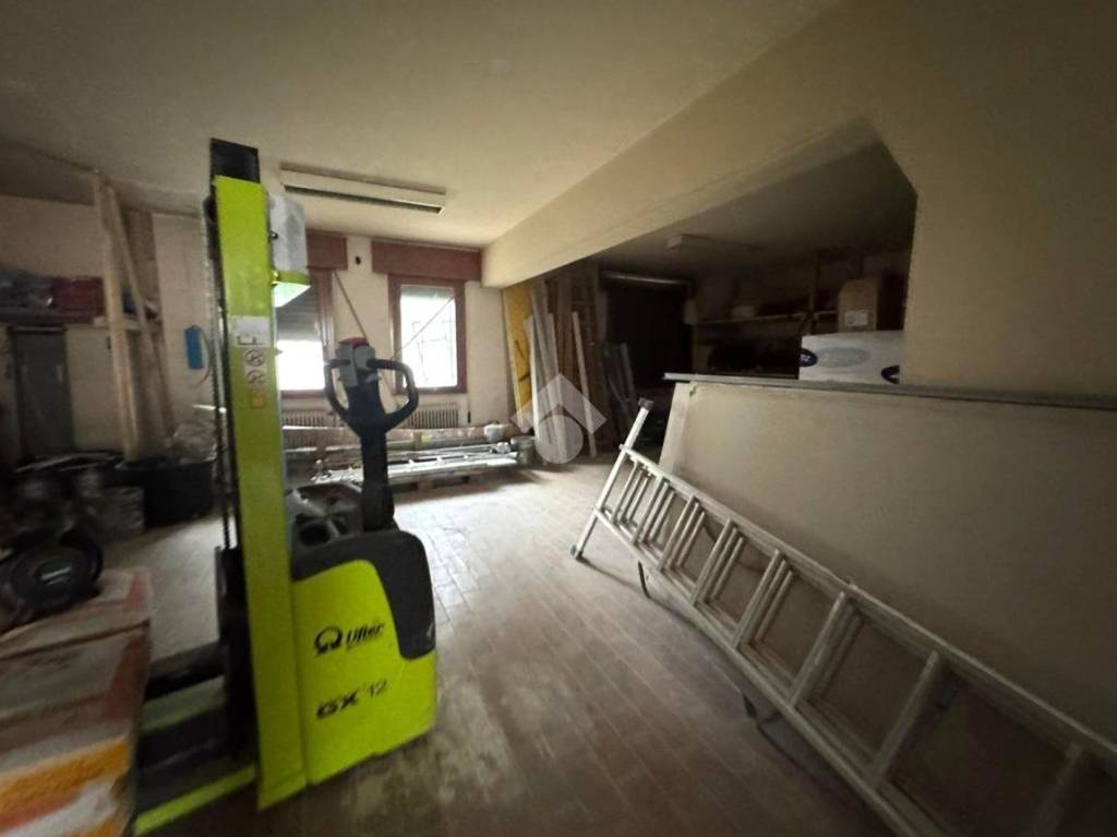 immagine annuncio 5 di 8