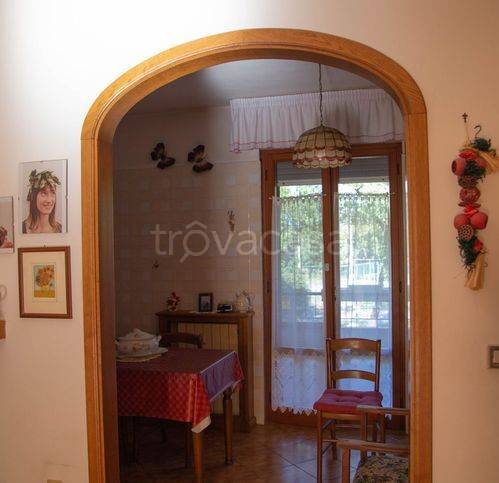 immagine annuncio 1 di 8