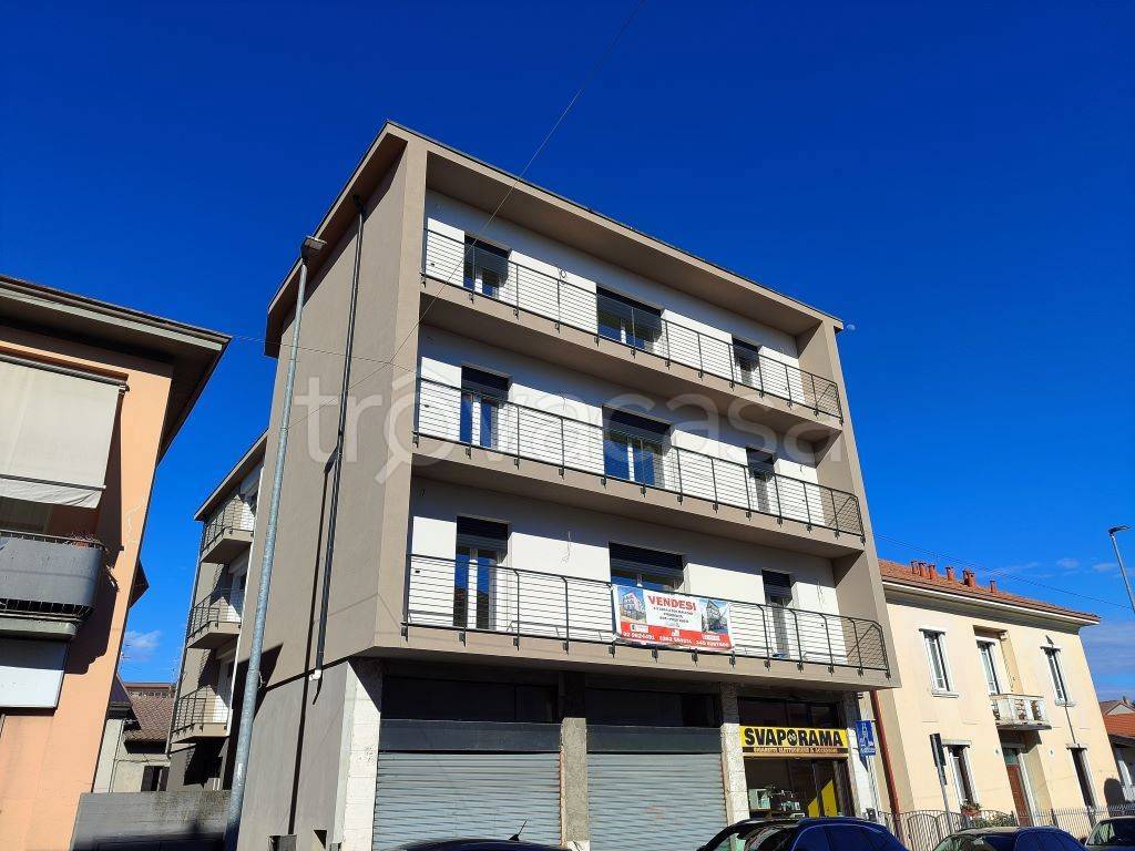 immagine annuncio 11 di 12