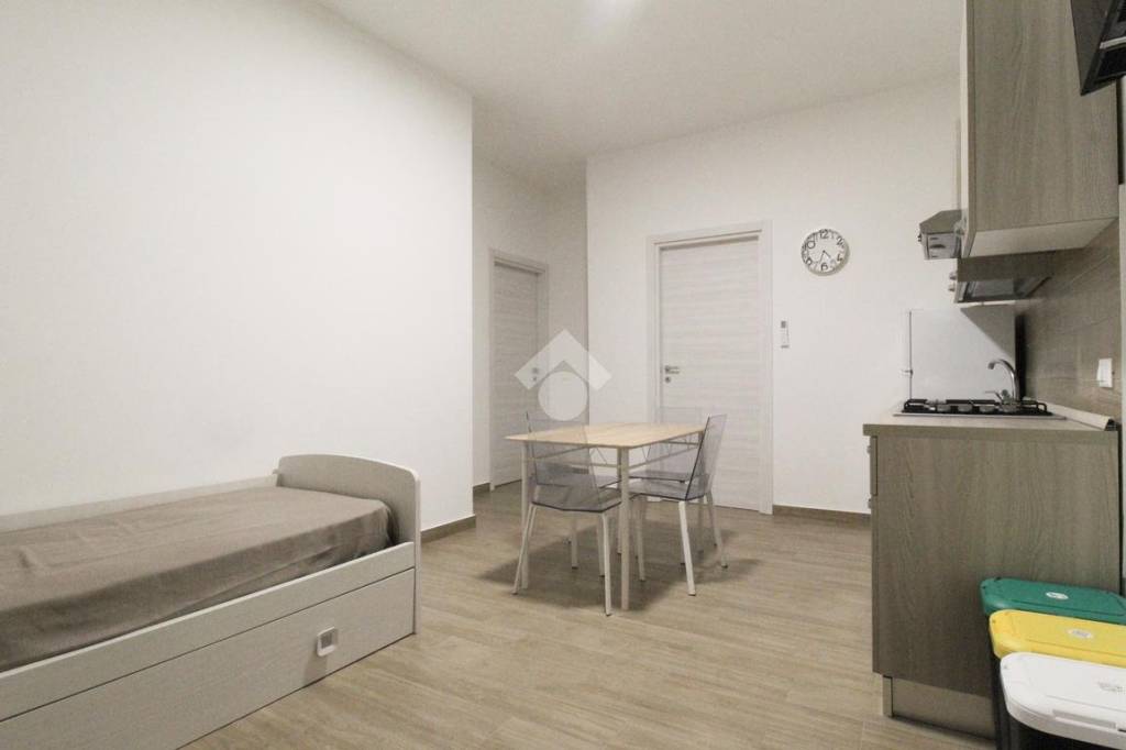 immagine annuncio 1 di 14