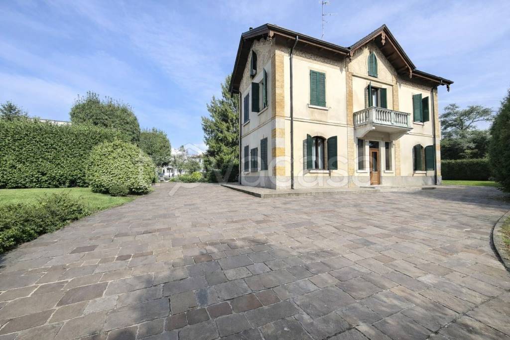immagine annuncio 1 di 13