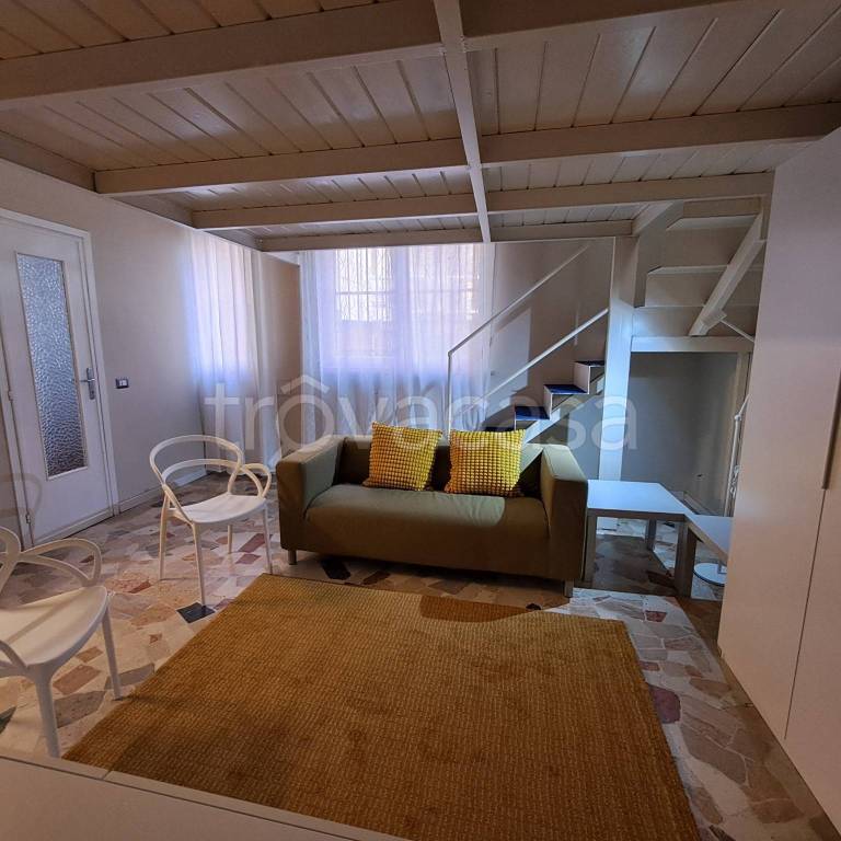 immagine annuncio 1 di 9