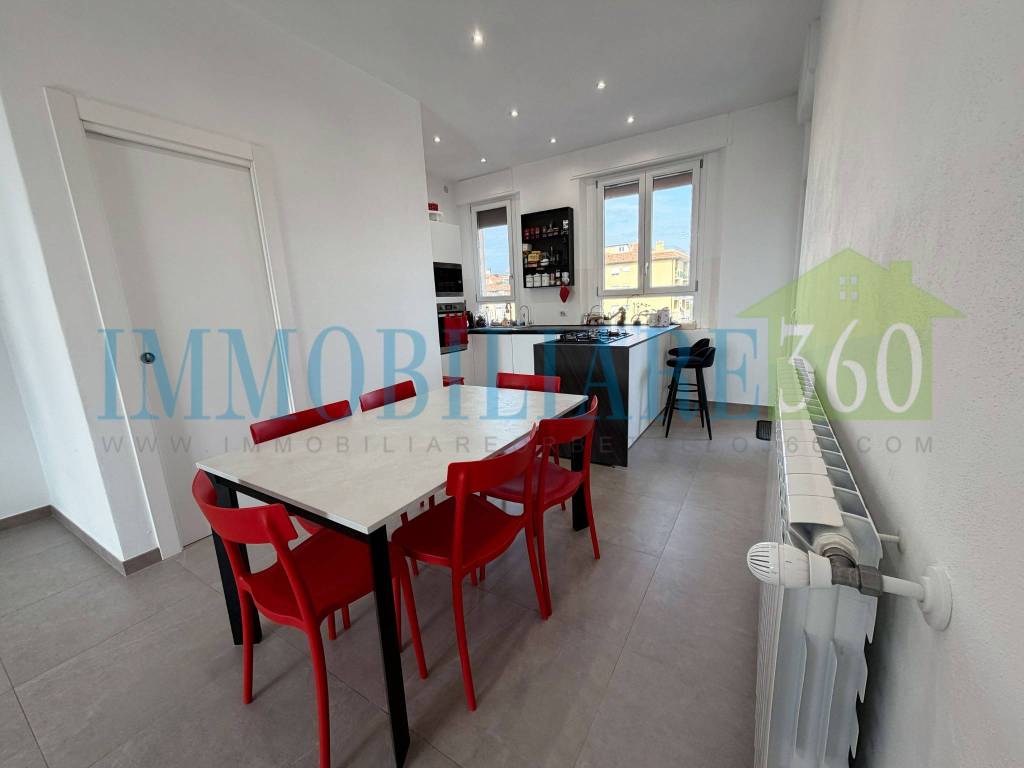 immagine annuncio 2 di 12