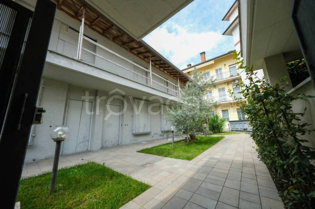 immagine annuncio 1 di 13