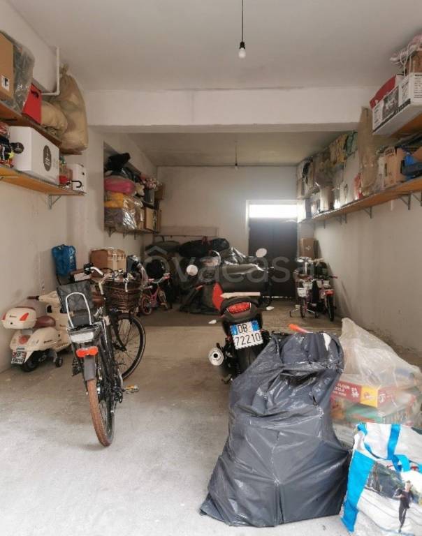 immagine annuncio 2 di 12