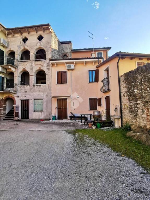 immagine annuncio 1 di 15