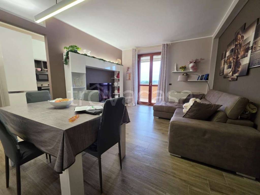 immagine annuncio 1 di 12