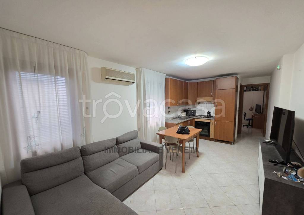 immagine annuncio 1 di 8