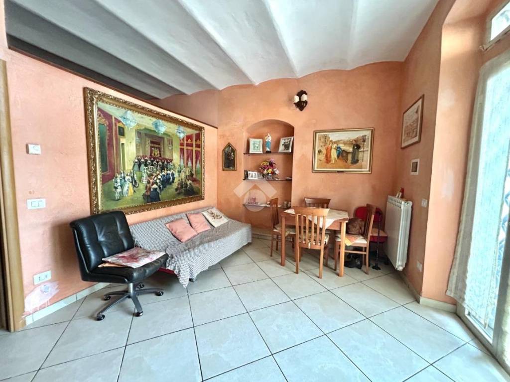 immagine annuncio 2 di 8