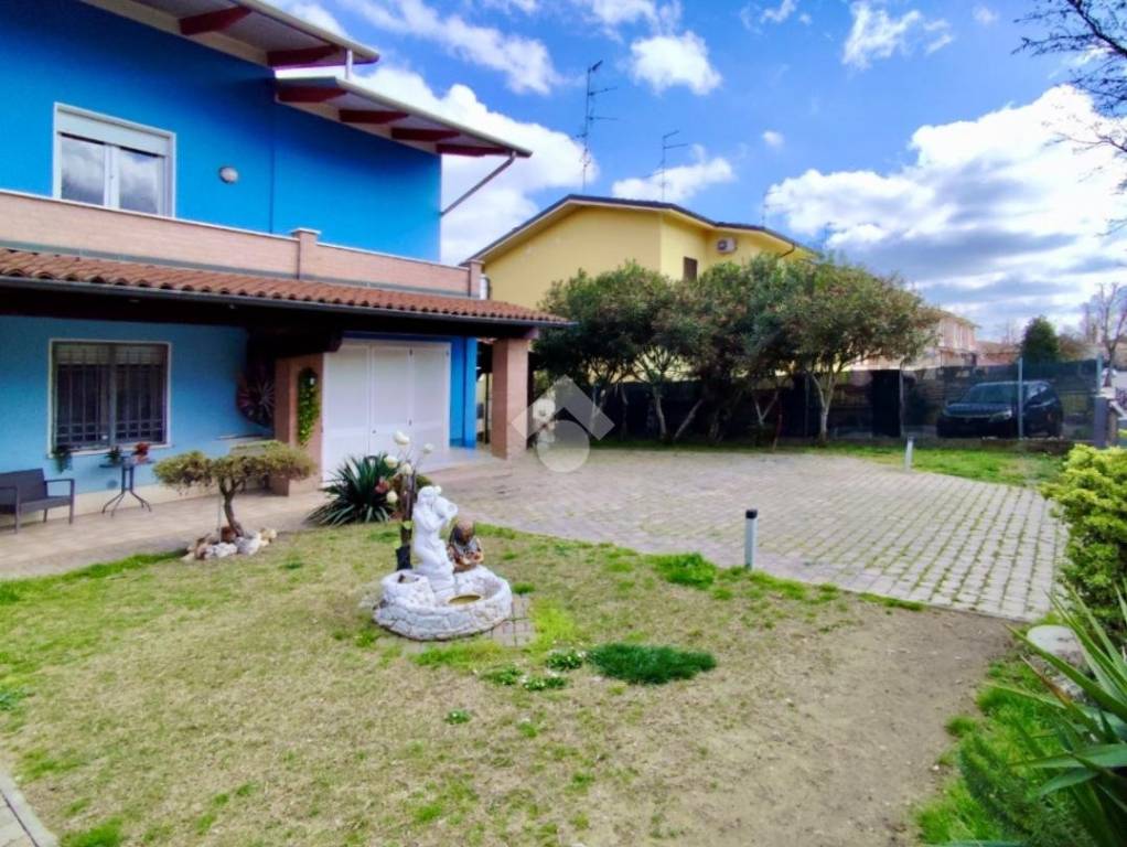 immagine annuncio 1 di 15