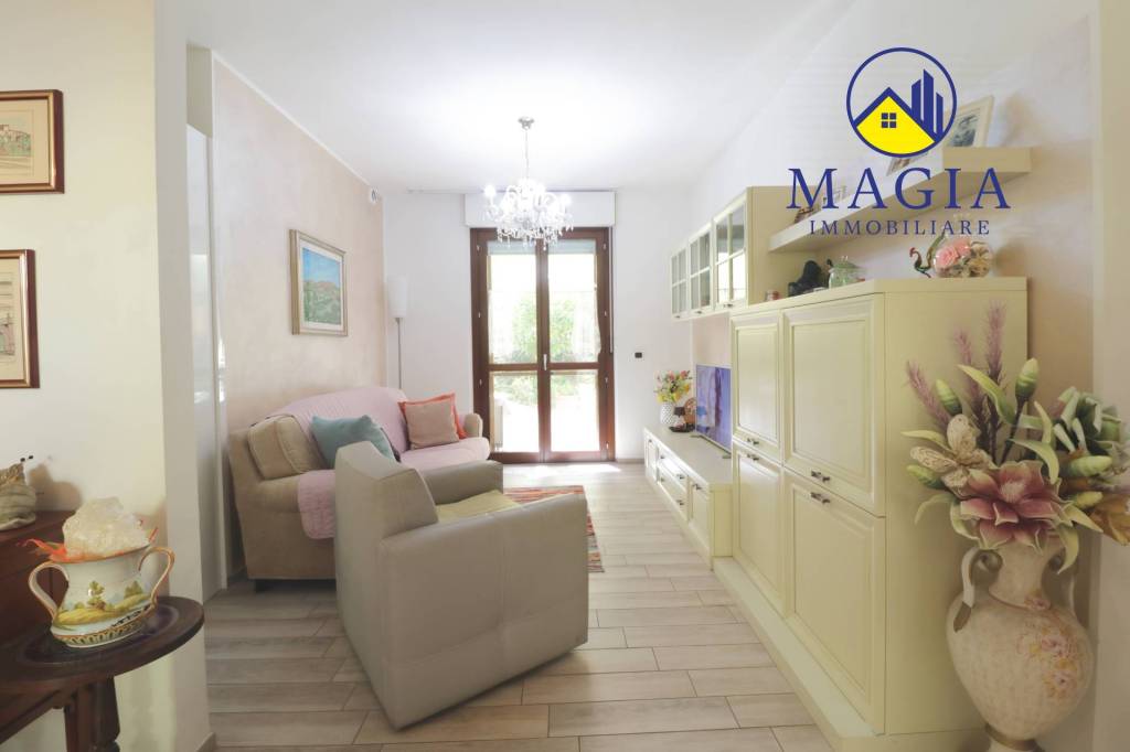 immagine annuncio 1 di 15