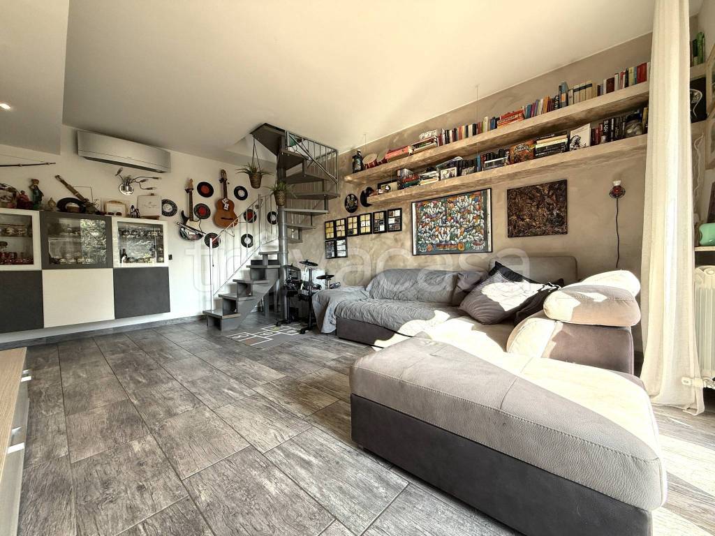 immagine annuncio 1 di 14