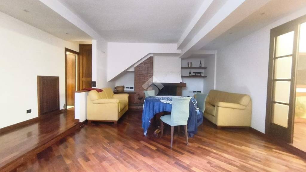 immagine annuncio 1 di 8