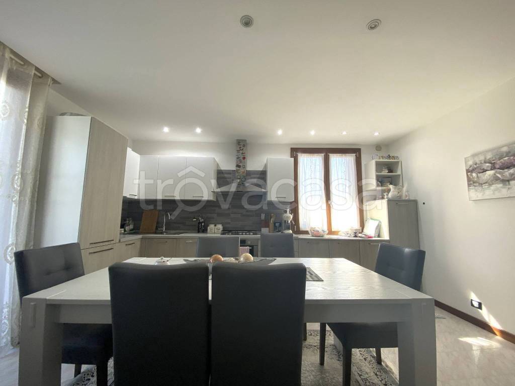 immagine annuncio 1 di 8