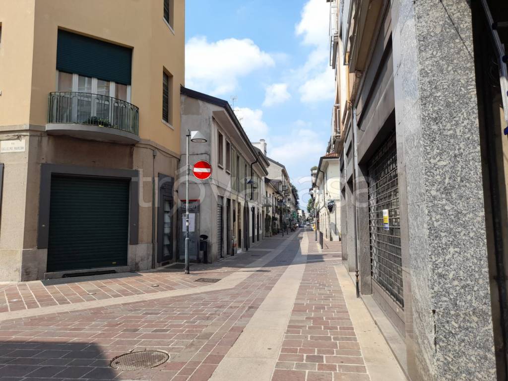 immagine annuncio 11 di 12