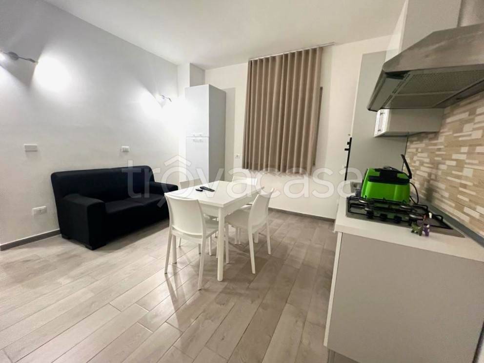 immagine annuncio 1 di 8