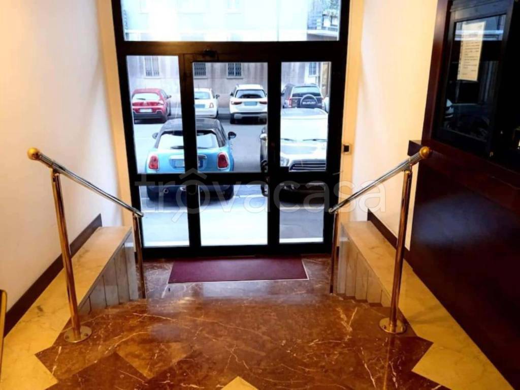 immagine annuncio 11 di 12