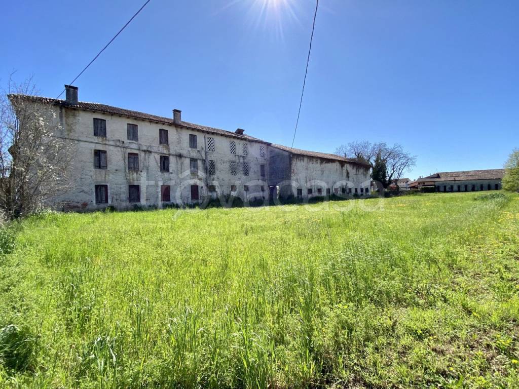 casa indipendente in vendita a Sandrigo in zona Lupia