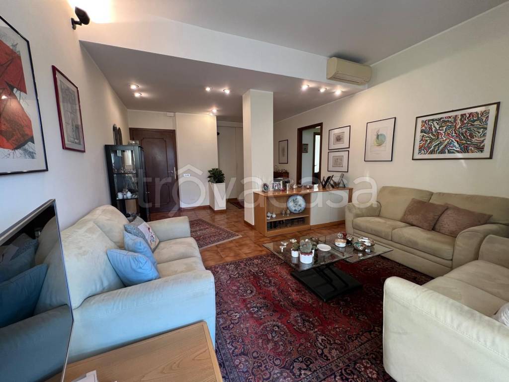 immagine annuncio 2 di 12