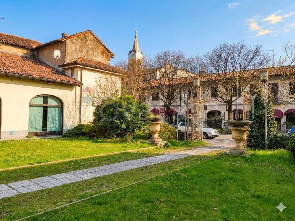 immagine annuncio 2 di 12