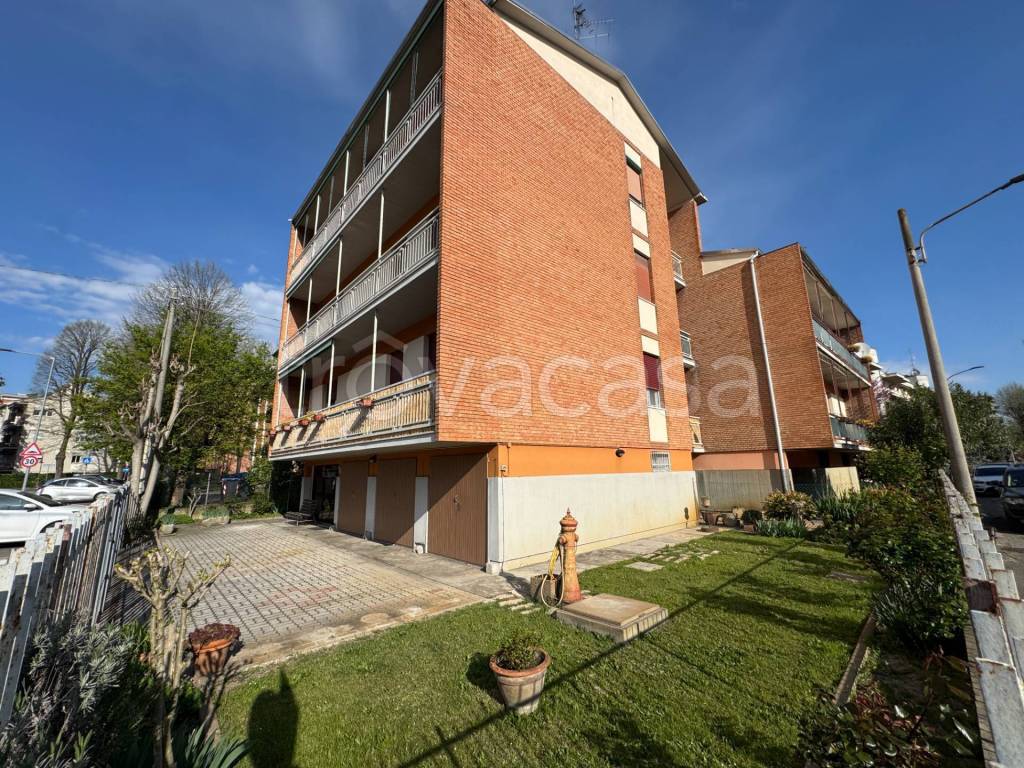 immagine annuncio 1 di 13