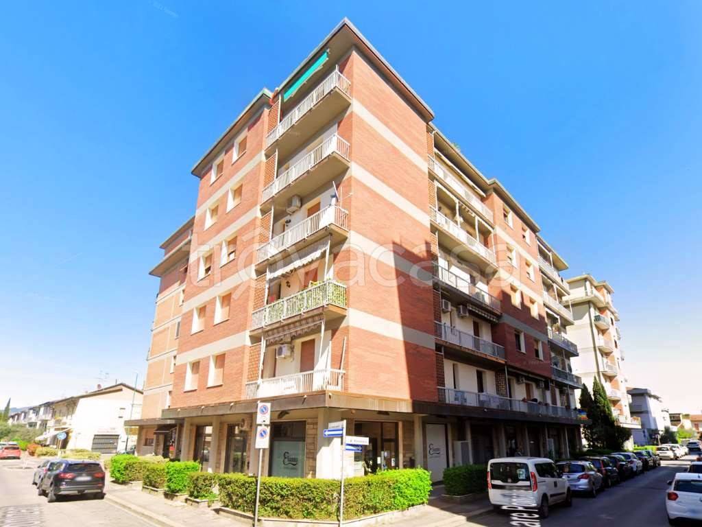 immagine annuncio 1 di 14