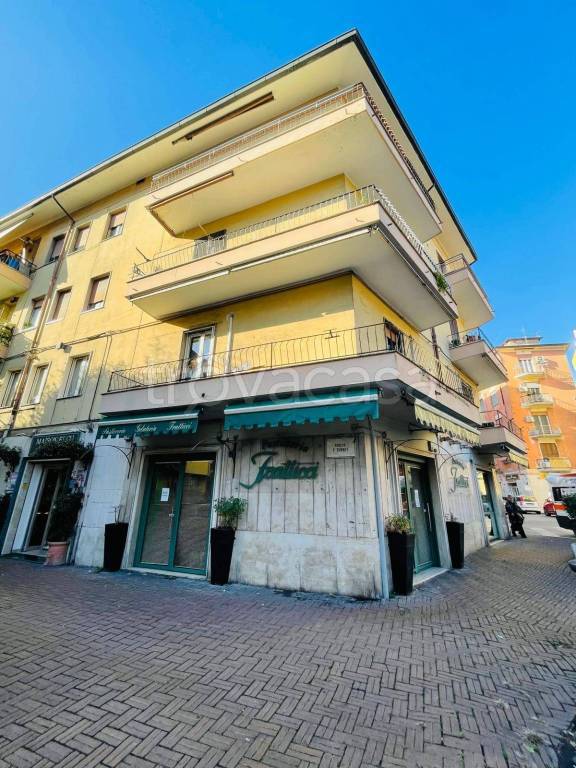 immagine annuncio 1 di 9