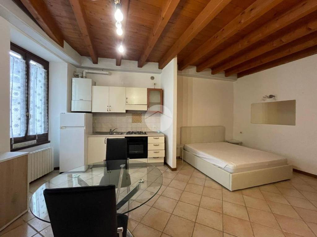 immagine annuncio 1 di 6