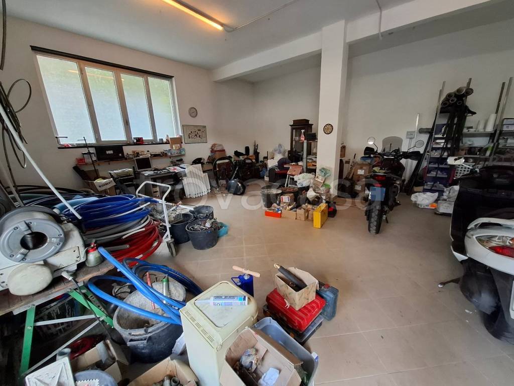 immagine annuncio 2 di 4