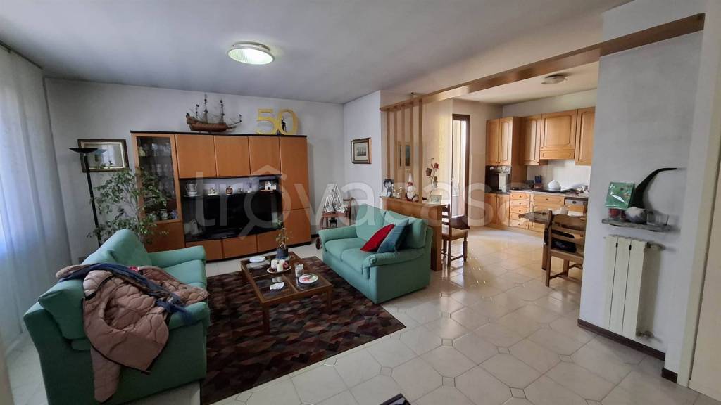 immagine annuncio 2 di 13