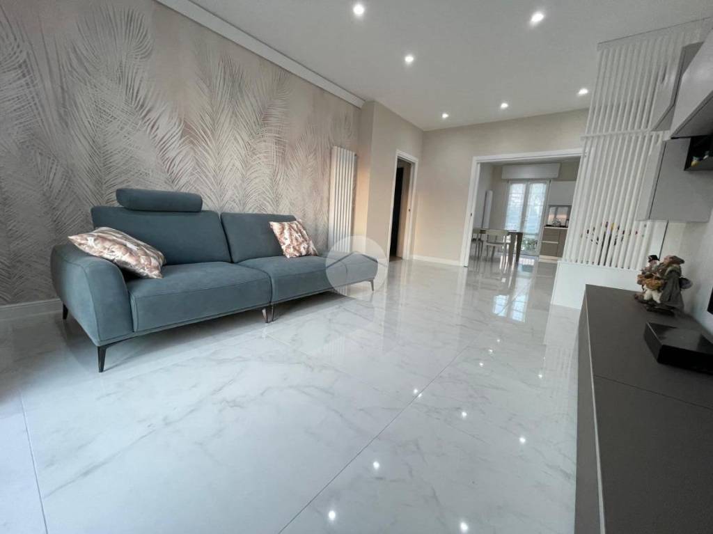 immagine annuncio 2 di 12