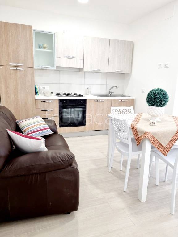 immagine annuncio 1 di 8