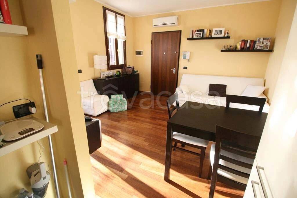 immagine annuncio 1 di 8