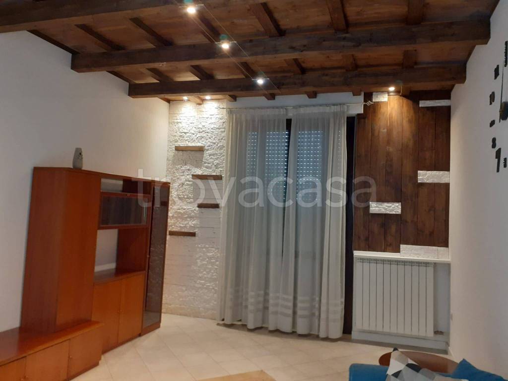 immagine annuncio 1 di 8