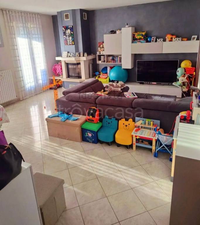 immagine annuncio 2 di 12