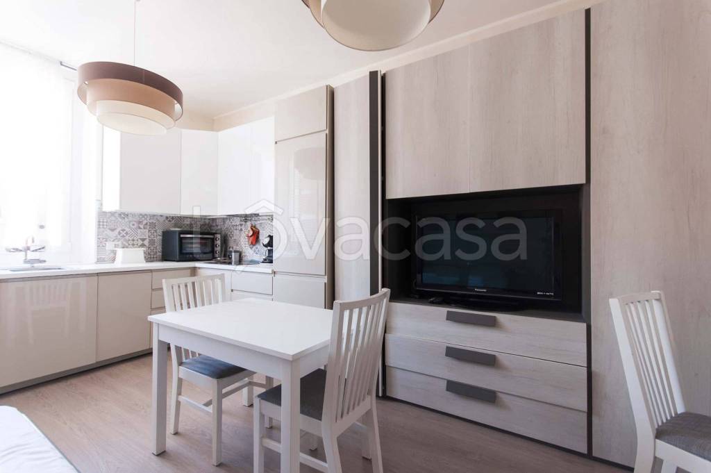 immagine annuncio 2 di 13