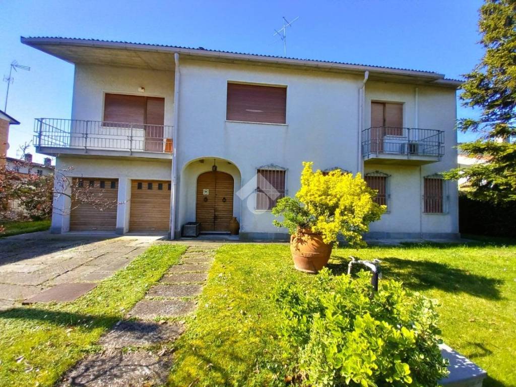 immagine annuncio 1 di 8