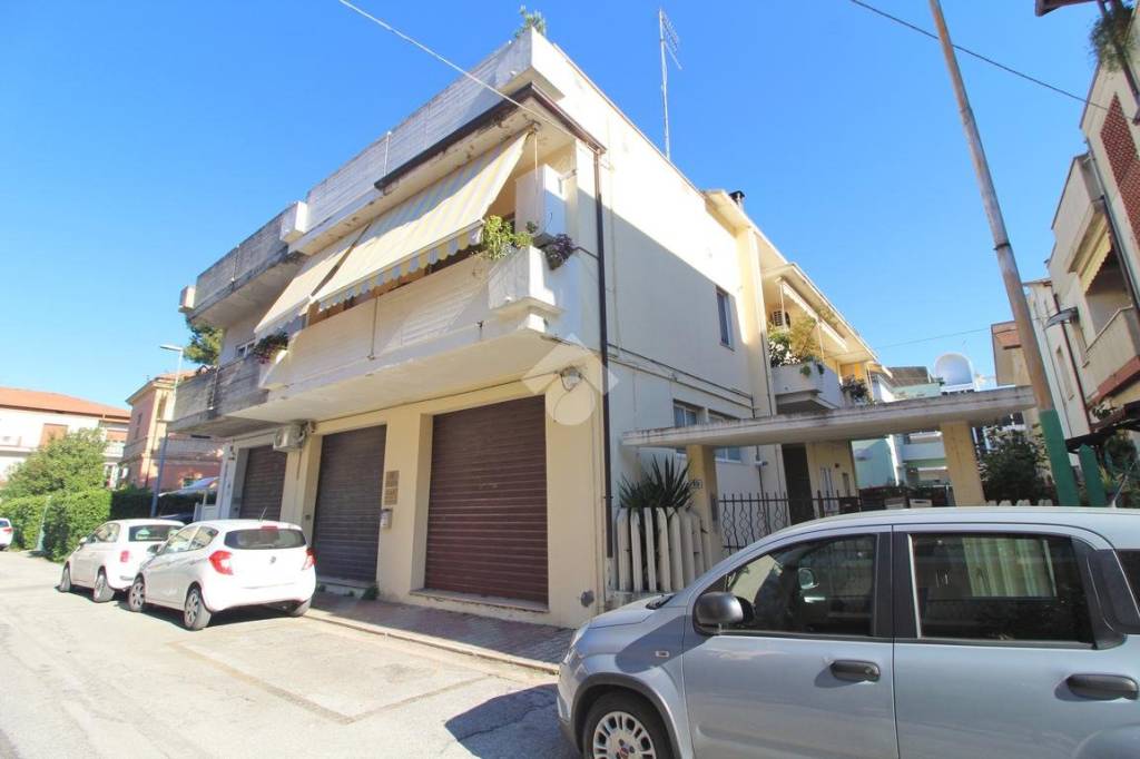 immagine annuncio 13 di 14